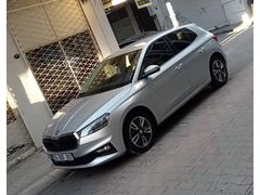 Sahibinden Skoda Fabia 1.0 TSI Premium 2023 Model İzmir 32.800 km Gri