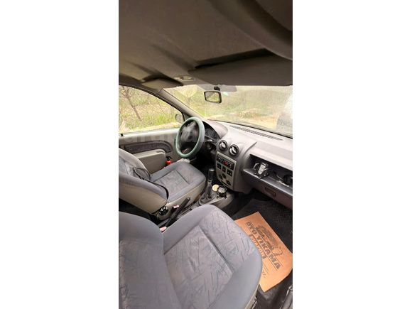Sahibinden Dacia Logan 1.4 2005 Model  214.000 km Yeşil