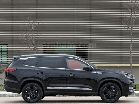 DEĞİŞENSİZ BOYASIZ TRAMERSİZ 2025 MODEL 27 BİN KM'DE CHERY