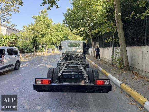 TERTEMİZ BAKIMLI 2022 ISUZU 10 LONG