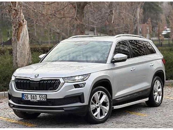 Sahibinden Skoda Kodiaq 1.5 TSI GreenTec Prestige 2021 Model  2022 kasa yani araç yeni  kasa