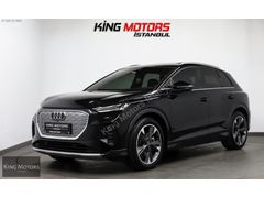 ~YARI PEŞİN,ELDEN SENETLE~2024 AUDİ Q4 45 e-Tron HATASIZ BOYASIZ