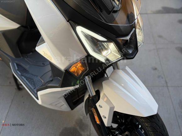 DRN MOTOSİKLET-HATASIZ BOYASIZ SIFIR AYARINDA SYM JOYRİDE 300