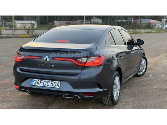 Sahibinden Renault Megane 1.3 TCe Joy 2022 Model 