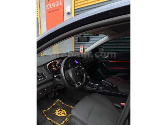Sahibinden Renault Megane 1.3 TCe Joy 2022 Model 