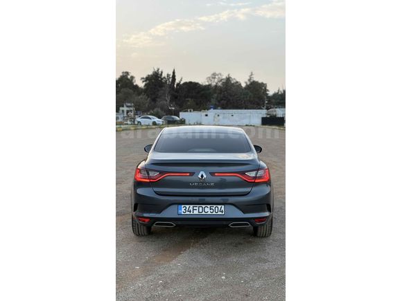 Sahibinden Renault Megane 1.3 TCe Joy 2022 Model 