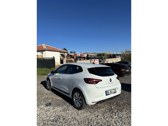 Sahibinden Renault Clio 1.0 SCe Joy 2022 Model 