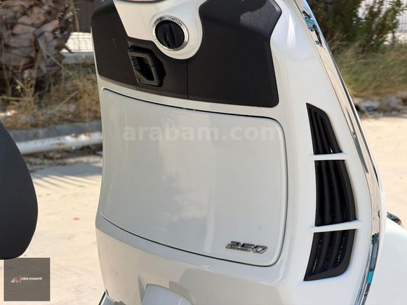 BOYASIZ 2025 ÇIKIŞLI VESPA GTS 250 SÜPER