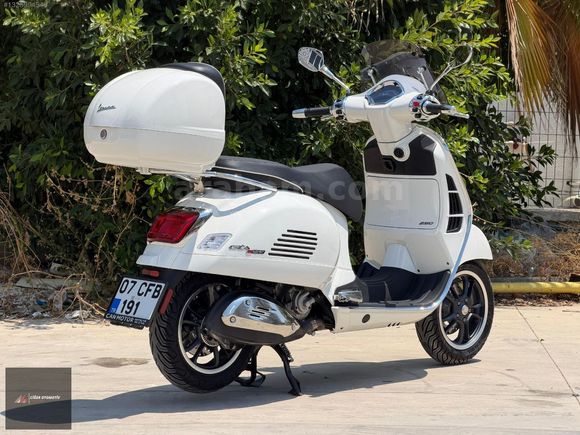 BOYASIZ 2025 ÇIKIŞLI VESPA GTS 250 SÜPER