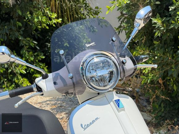 BOYASIZ 2025 ÇIKIŞLI VESPA GTS 250 SÜPER