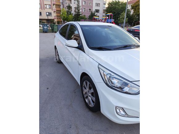 Sahibinden Hyundai Accent Blue 1.4 CVVT Mode Plus 2016 Model