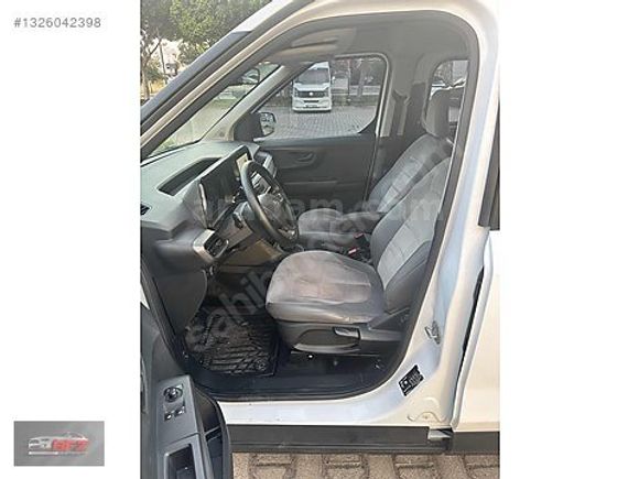 HATASIZ/BOYASIZ/KAYITSIZ 2024 MDL. 83 BİN 1.5 DİZEL KM 100 HP