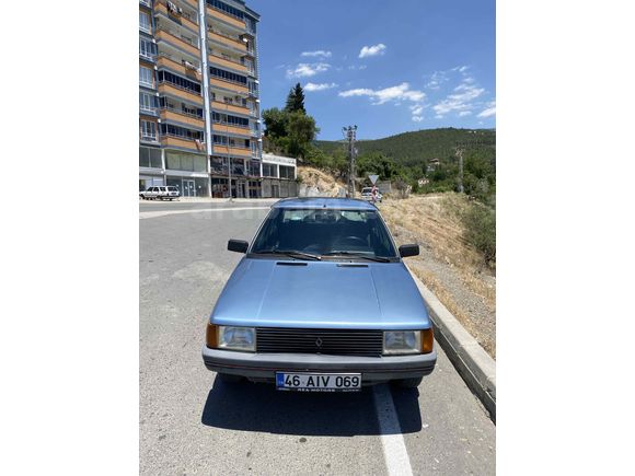 Sahibinden Renault R 9 1.4 Broadway GTE 1992 Model 