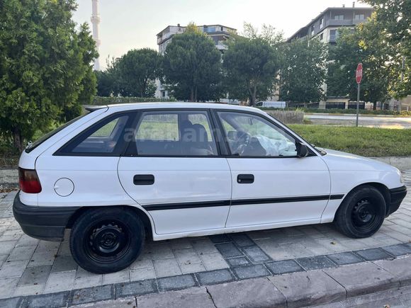 Sahibinden Opel Astra 1.4 Life 1994 Model 