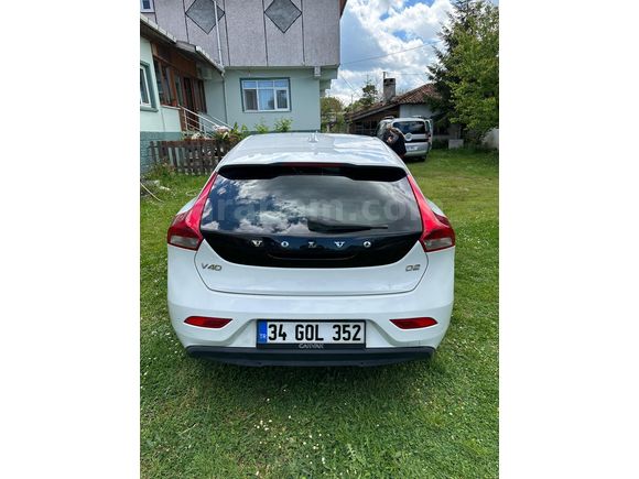 Sahibinden Volvo V40 1.6 D Advance 2014 Model