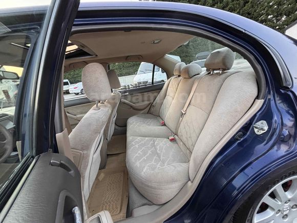 2004 model Honda Civic 1.6 iES