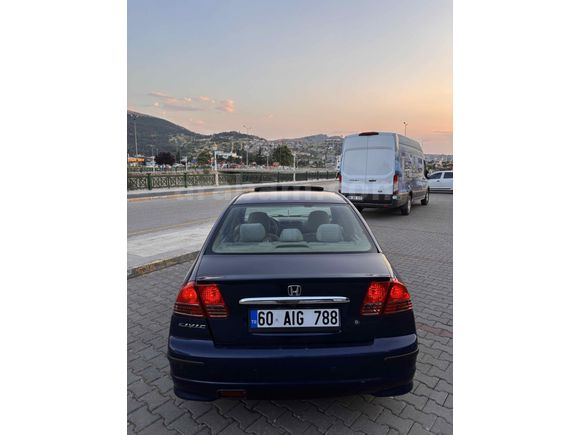 2004 model Honda Civic 1.6 iES