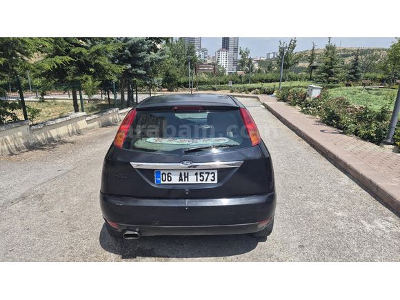 Galeriden Ford Focus 1.6 Ghia 2001 Model Ankara
