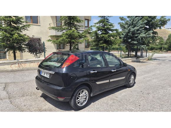 Galeriden Ford Focus 1.6 Ghia 2001 Model Ankara