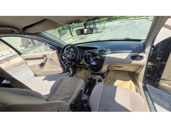 Galeriden Ford Focus 1.6 Ghia 2001 Model Ankara