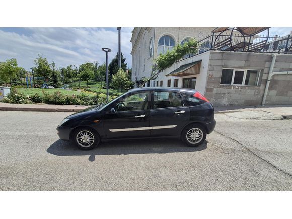 Galeriden Ford Focus 1.6 Ghia 2001 Model Ankara