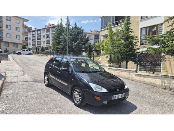 Galeriden Ford Focus 1.6 Ghia 2001 Model Ankara