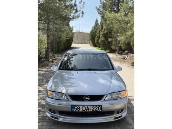TEMİZ OPEL VECTRA 