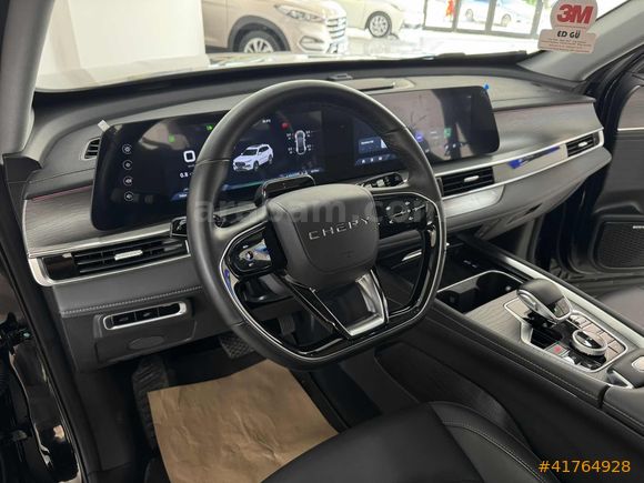 6 BİN KM CHERY TİGGO 8 PRO MAX 7 KİŞİLİK CAM TAVAN SONY BOYASIZ