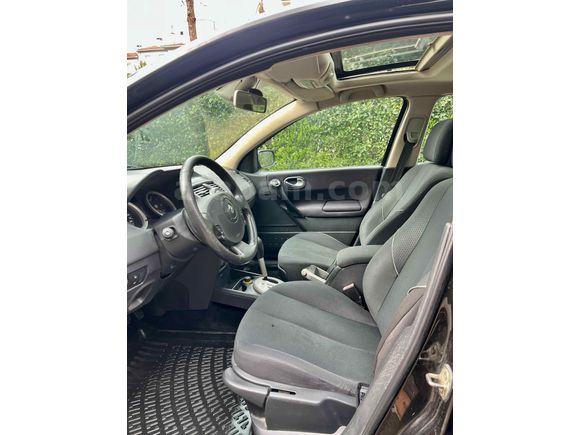 Galeriden Renault Megane 1.6 Privilege 2005 Model İstanbul