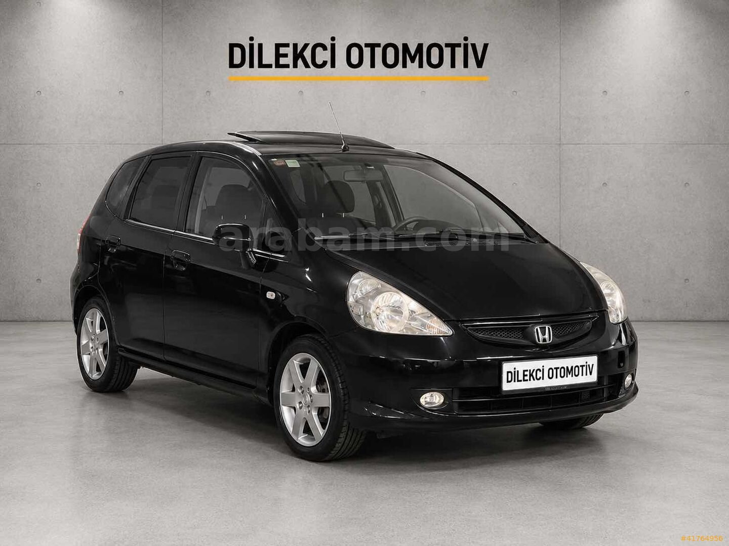 Galeriden Honda Jazz 1.4 ES 2005 Model İstanbul 265.000 km Siyah 3