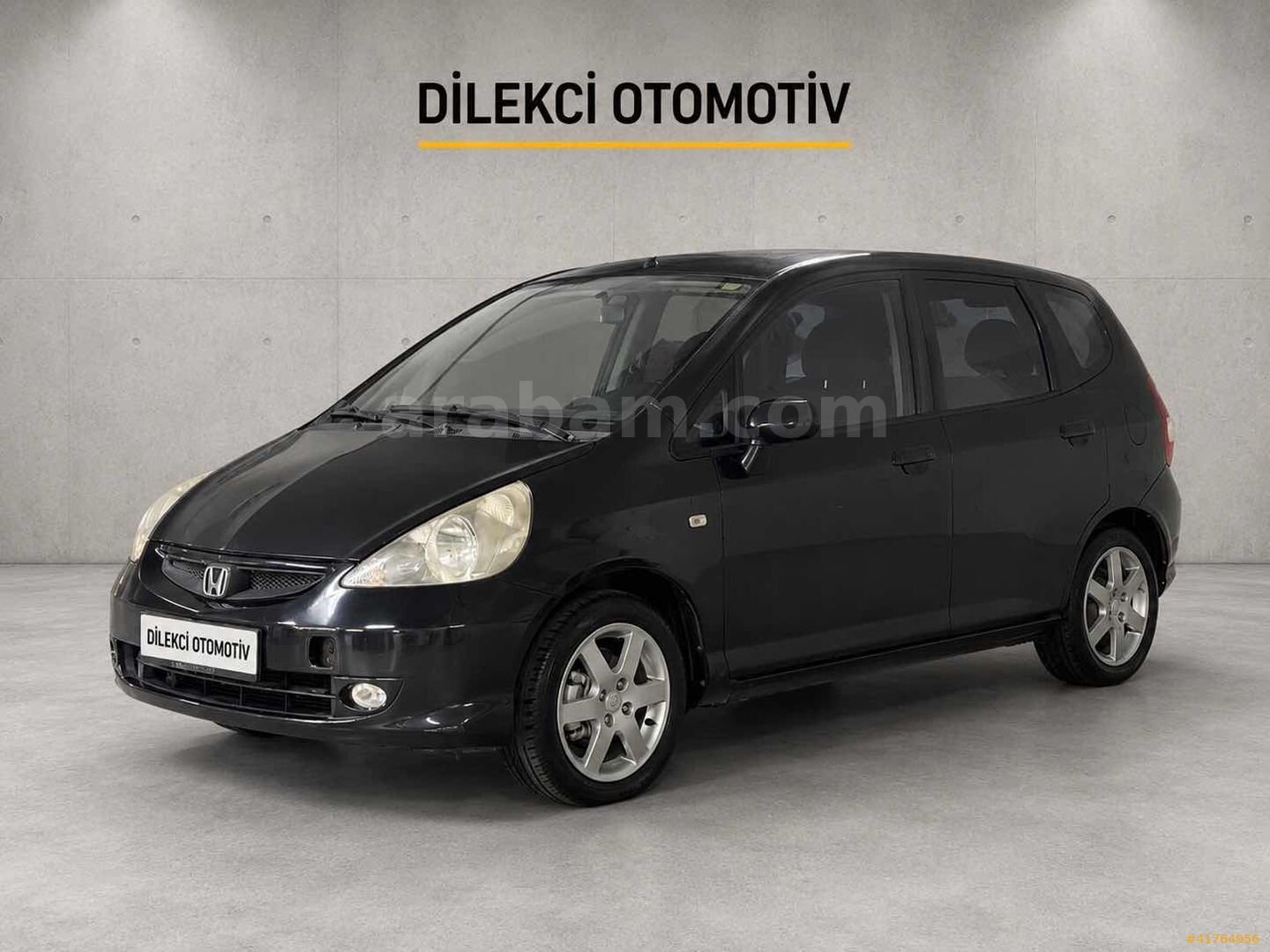 Galeriden Honda Jazz 1.4 ES 2005 Model İstanbul 265.000 km Siyah 2