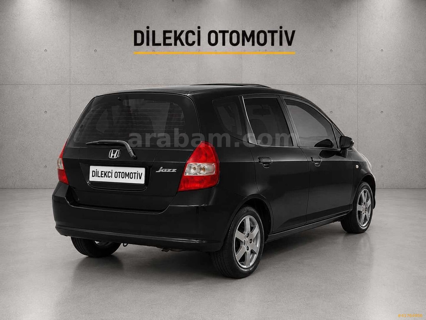 Galeriden Honda Jazz 1.4 ES 2005 Model İstanbul 265.000 km Siyah 6