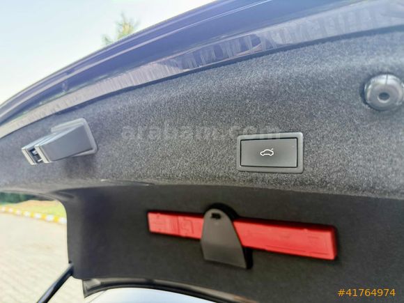 2020/VOLKSWAGEN/ PASSAT/ ELEGANCE/ DİJİTAL/ CAM TAVAN