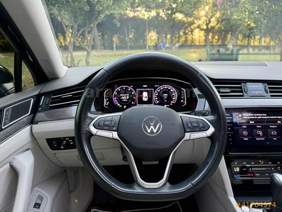 2020/VOLKSWAGEN/ PASSAT/ ELEGANCE/ DİJİTAL/ CAM TAVAN