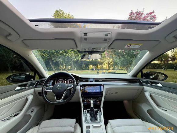 2020/VOLKSWAGEN/ PASSAT/ ELEGANCE/ DİJİTAL/ CAM TAVAN
