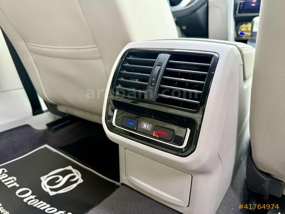 2020/VOLKSWAGEN/ PASSAT/ ELEGANCE/ DİJİTAL/ CAM TAVAN
