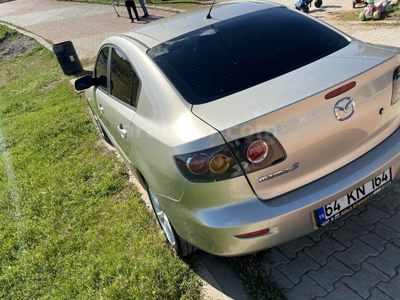 Sahibinden Mazda 3 1.6 Dynamic 2006 Model Uşak 231.000 km Şampanya