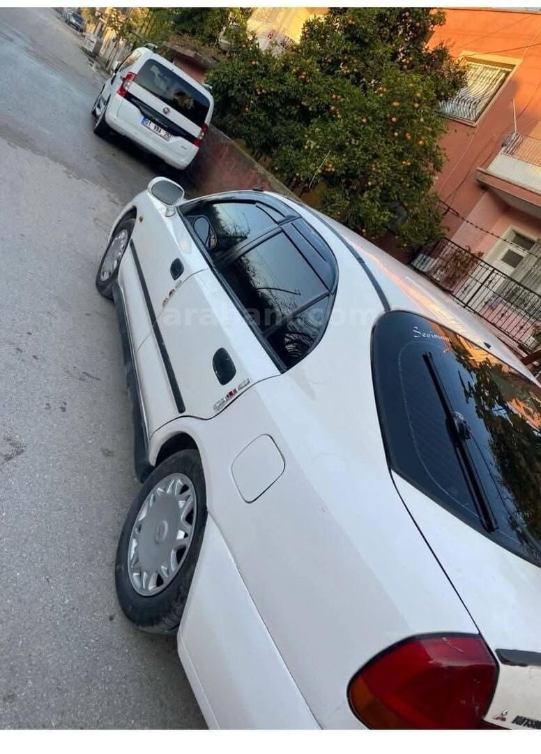 Sahibinden Mitsubishi Carisma 1.6 GL 2000 Model Adana 450.000 km Beyaz 4