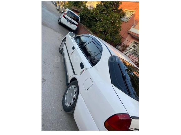Sahibinden Mitsubishi Carisma 1.6 GL 2000 Model