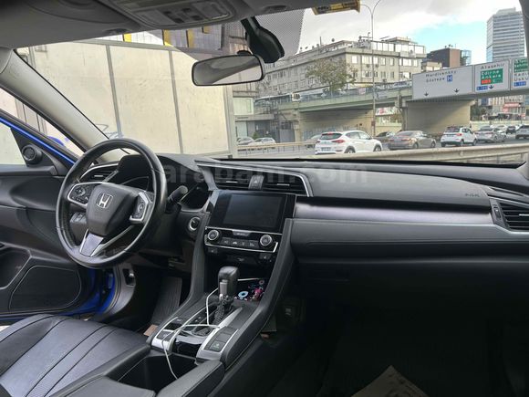 MEMURDAN TEMİZ 2019 HONDA CİVİC AİLE ARACI