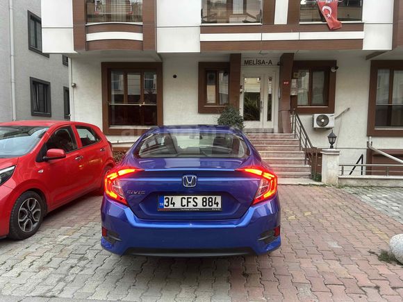 MEMURDAN TEMİZ 2019 HONDA CİVİC AİLE ARACI