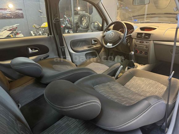 Galeriden Renault Symbol 1.5 dCi Expression 2010 Model Antalya