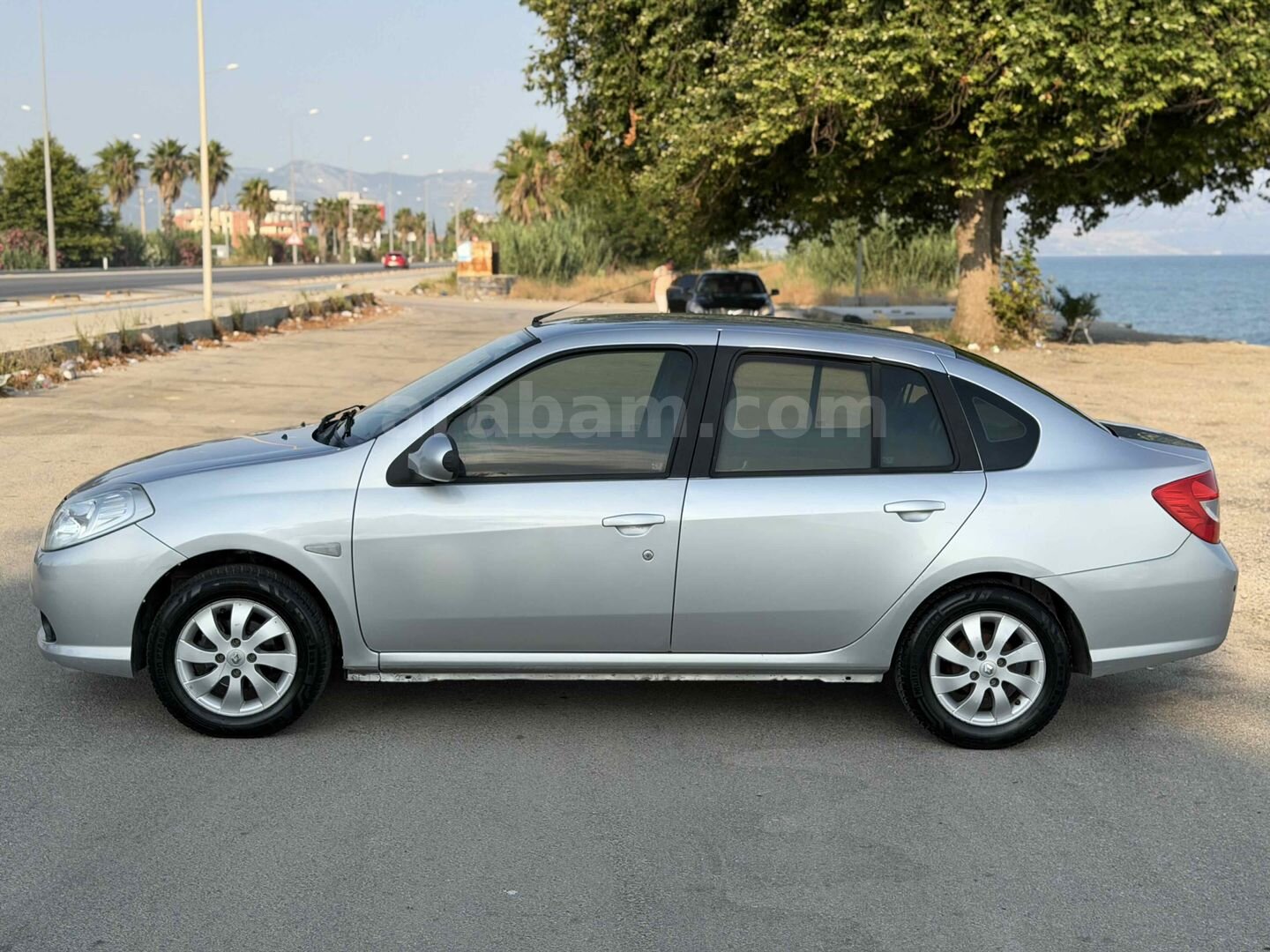 Galeriden Renault Symbol 1.5 dCi Expression 2010 Model Antalya 195.000 km Gri (Gümüş) 7