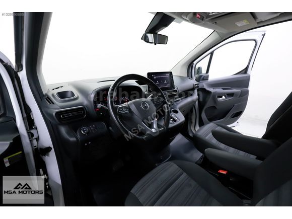 MSA-2023 OPEL COMBO 1.5 D EDİTİON DİREKSİYON ISITMA E-TOGGLE!