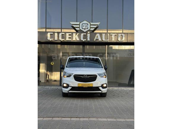 ÇİÇEKÇİ AUTO 'DAN CAM TAVANLI COMBO