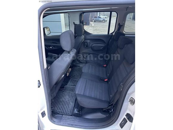 ÇİÇEKÇİ AUTO 'DAN CAM TAVANLI COMBO
