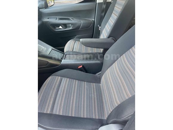 HATASİZ BOYASİZ KAYİTSİZ OPEL COMBO