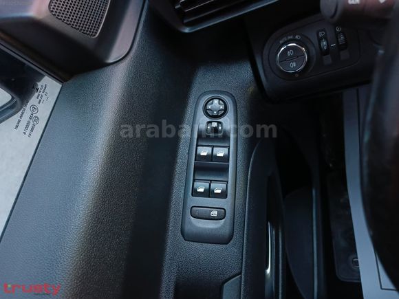 TRUSTY ONATÇA'DAN OPEL COMBO