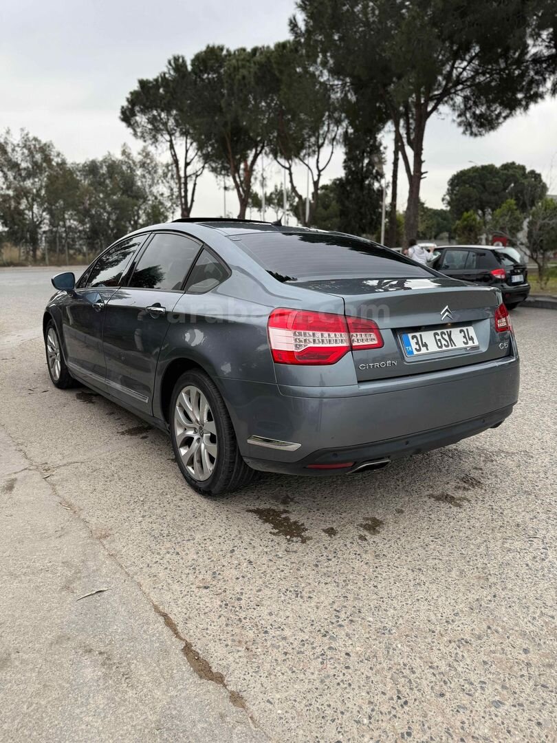 Sahibinden Citroen C5 1.6 HDi SX PK 2009 Model İzmir 330.000 km Mavi (metalik) 7