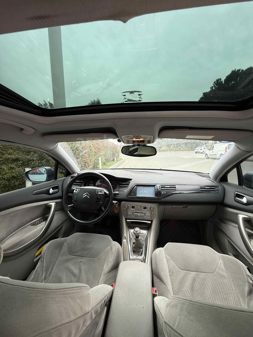 Sahibinden Citroen C5 1.6 HDi SX PK 2009 Model İzmir 330.000 km Mavi (metalik) 6
